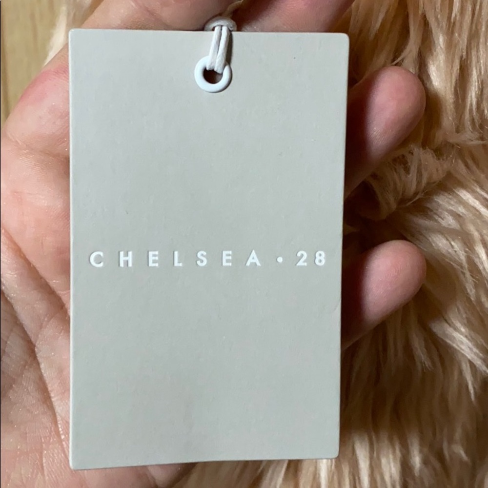 ⭐️NWT Chelsea28 Faux Fur Jacket - Picture 6 of 7